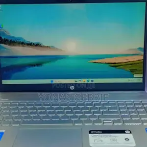 New Laptop HP Pavilion 15 8GB Intel Core I7 SSD 256GB
