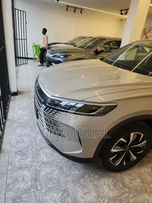 Photo - New BYD Seal DM-i 2025 Off white