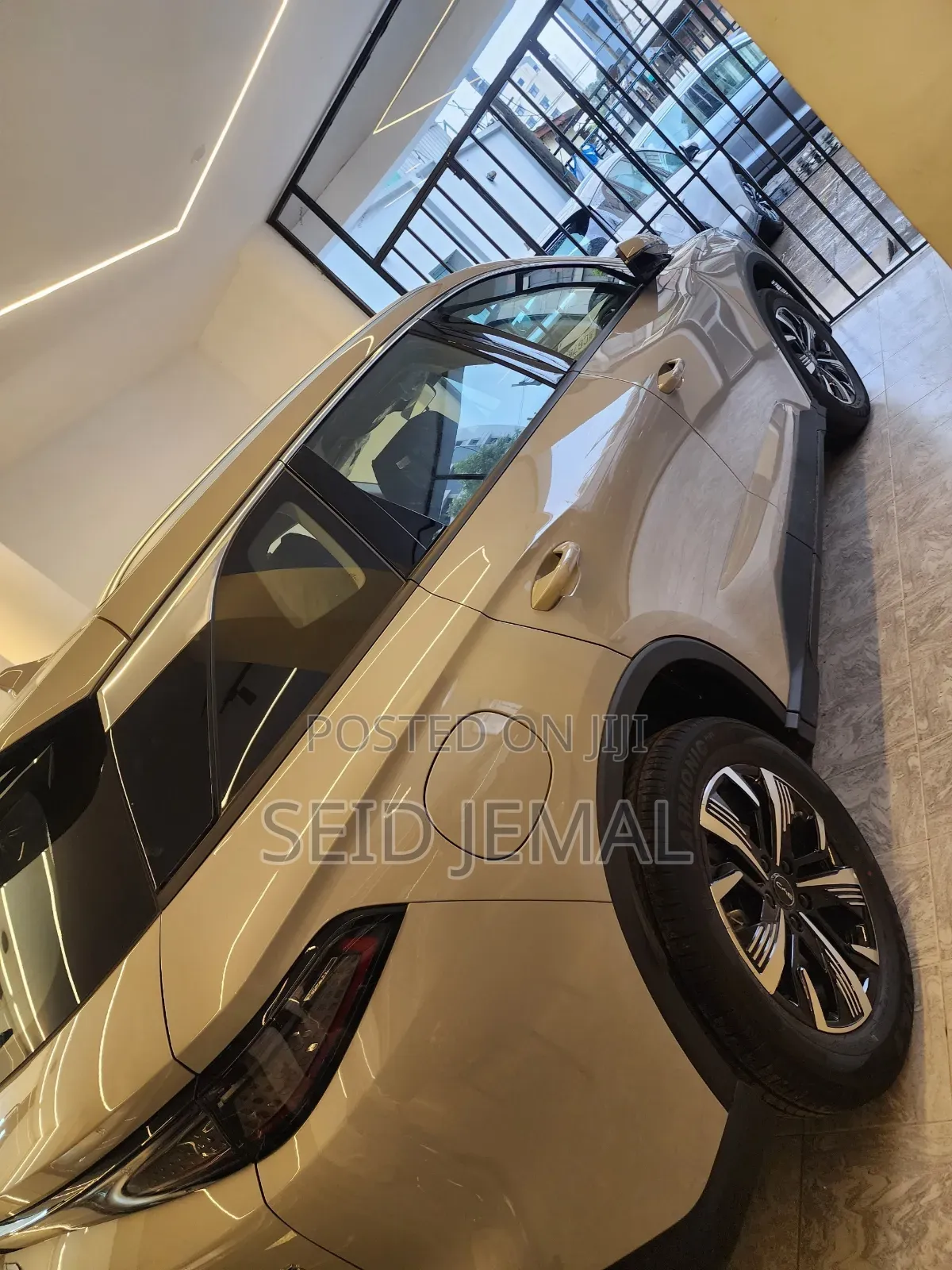 New BYD Seal DM-i 2025 Off white