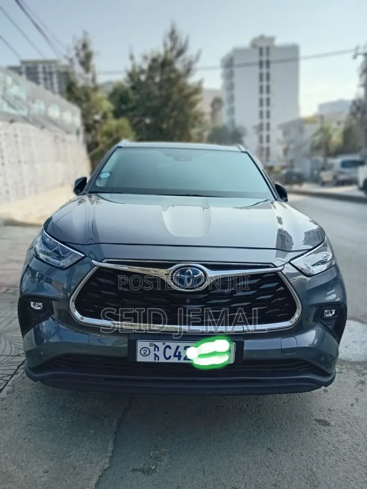 Toyota Highlander Hybrid 2024 Gray