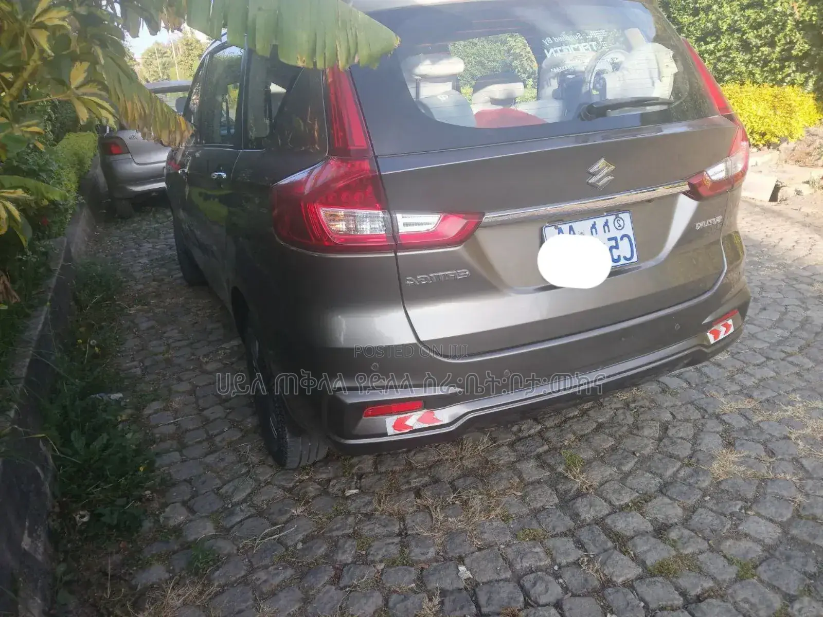 Suzuki Ertiga 2023 Pink