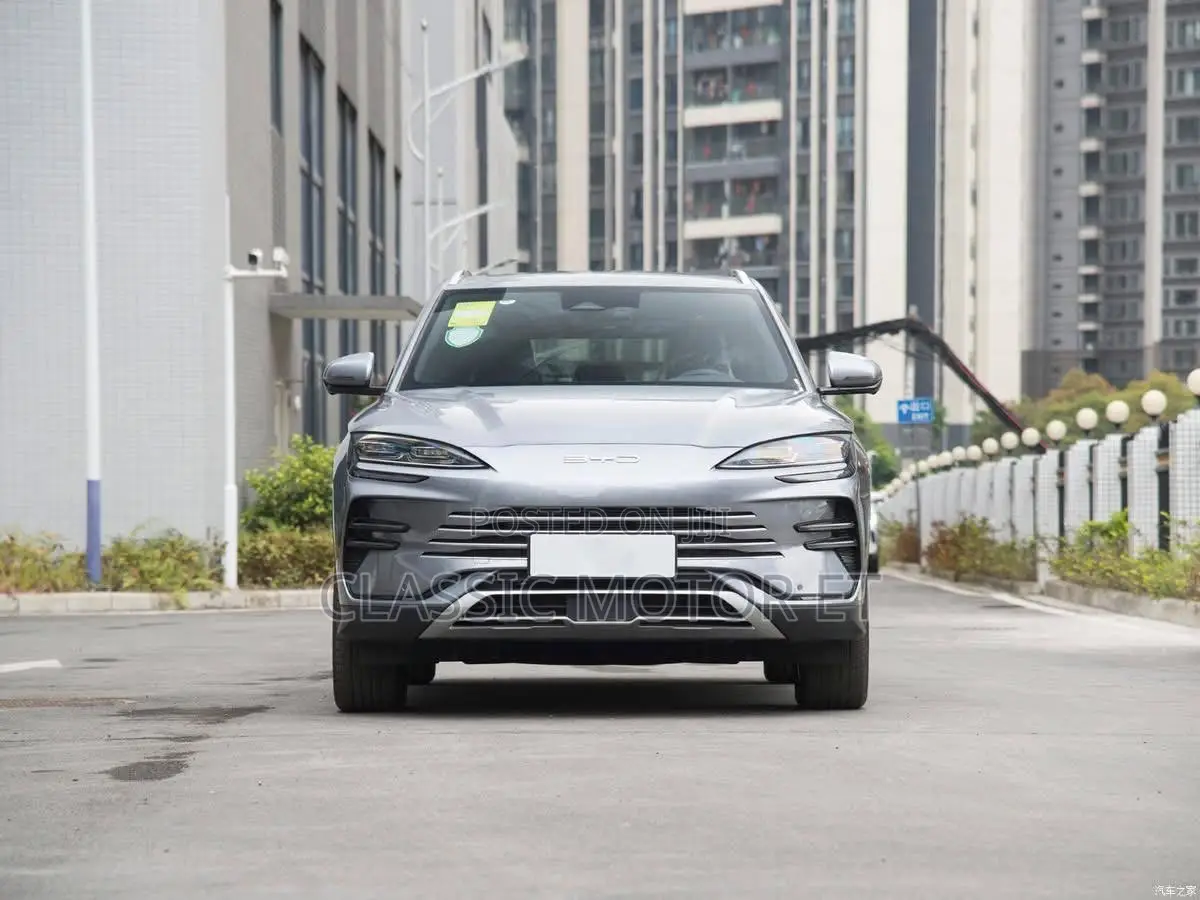 New BYD Song Plus DM-i 2024 Gray