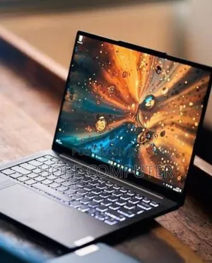 New Laptop Lenovo Yoga 700 32GB Intel Core I7 SSD 1T