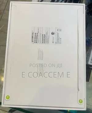 New Laptop Apple MacBook 16GB Apple M2 SSD 4T