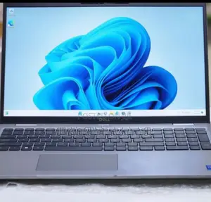 New Laptop Dell Latitude 5540 16GB Intel Core I7 SSD 512GB