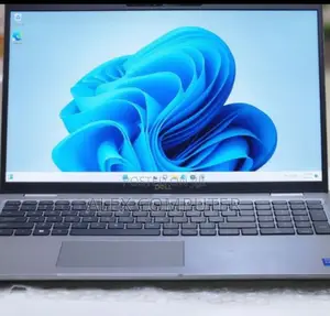 New Laptop Dell Latitude 5540 16GB Intel Core I7 SSD 512GB