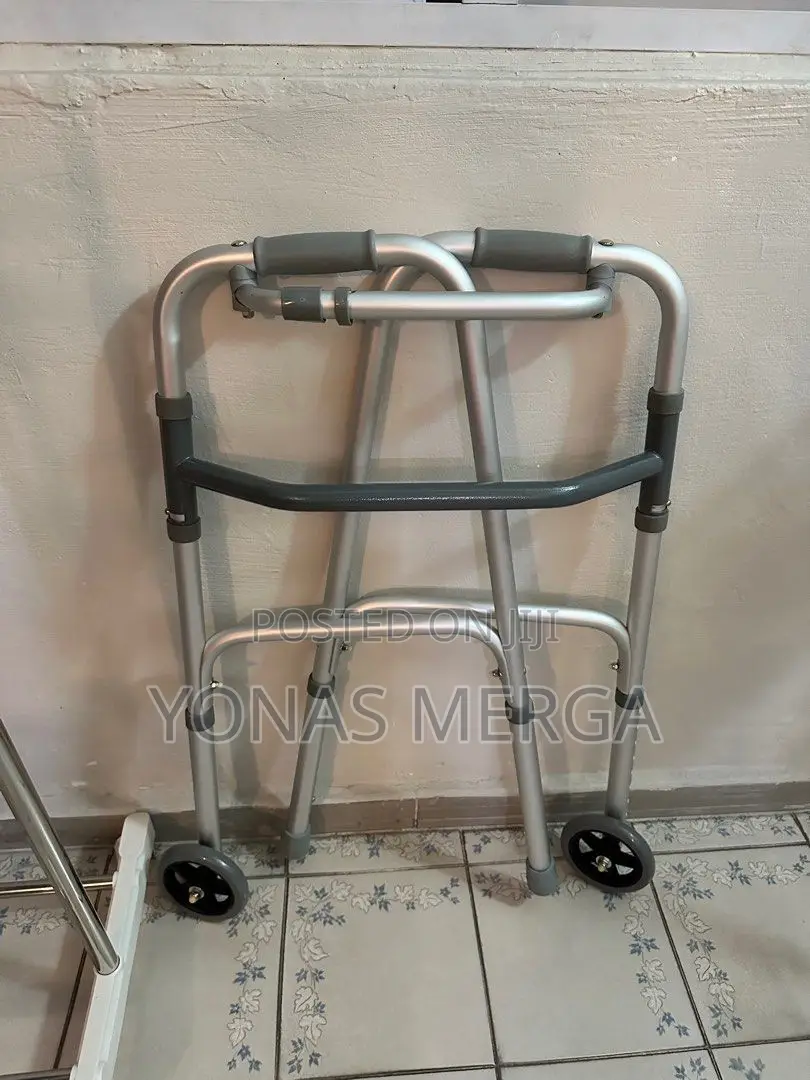 Skid-Resistant Rubber Tips User Walkerفقwalkerوةwalker