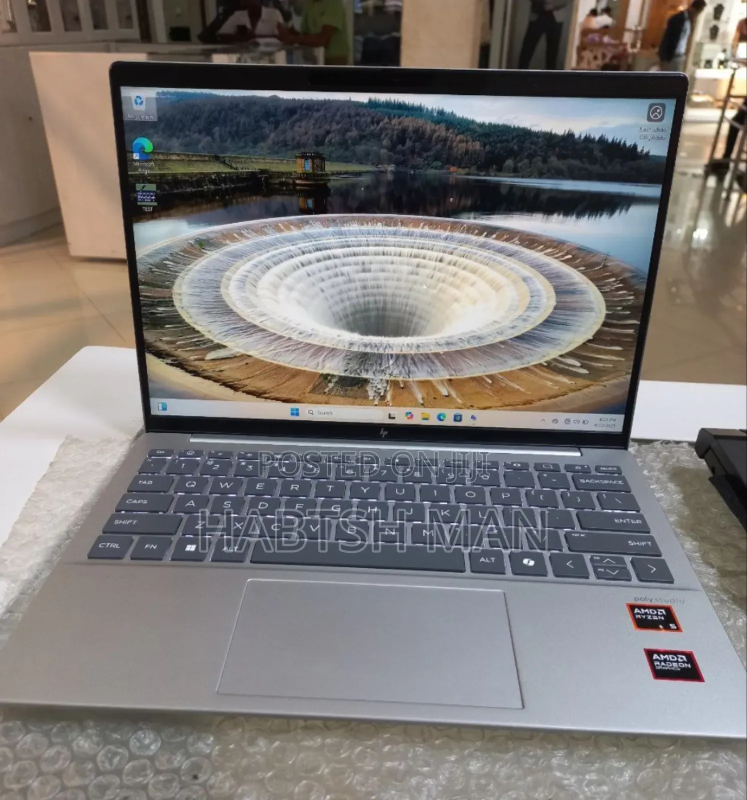 New Laptop HP Pavilion 13 16GB AMD Ryzen 5 SSD 512GB