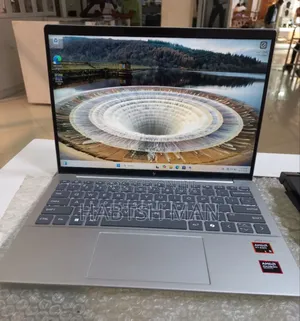 New Laptop HP Pavilion 13 16GB AMD Ryzen 5 SSD 512GB