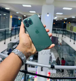 Photo - Apple iPhone 13 Pro Max 256 GB