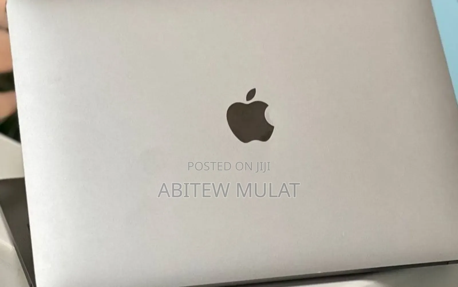 New Laptop Apple MacBook Pro 2020 16GB Intel Core I5 SSD 512GB