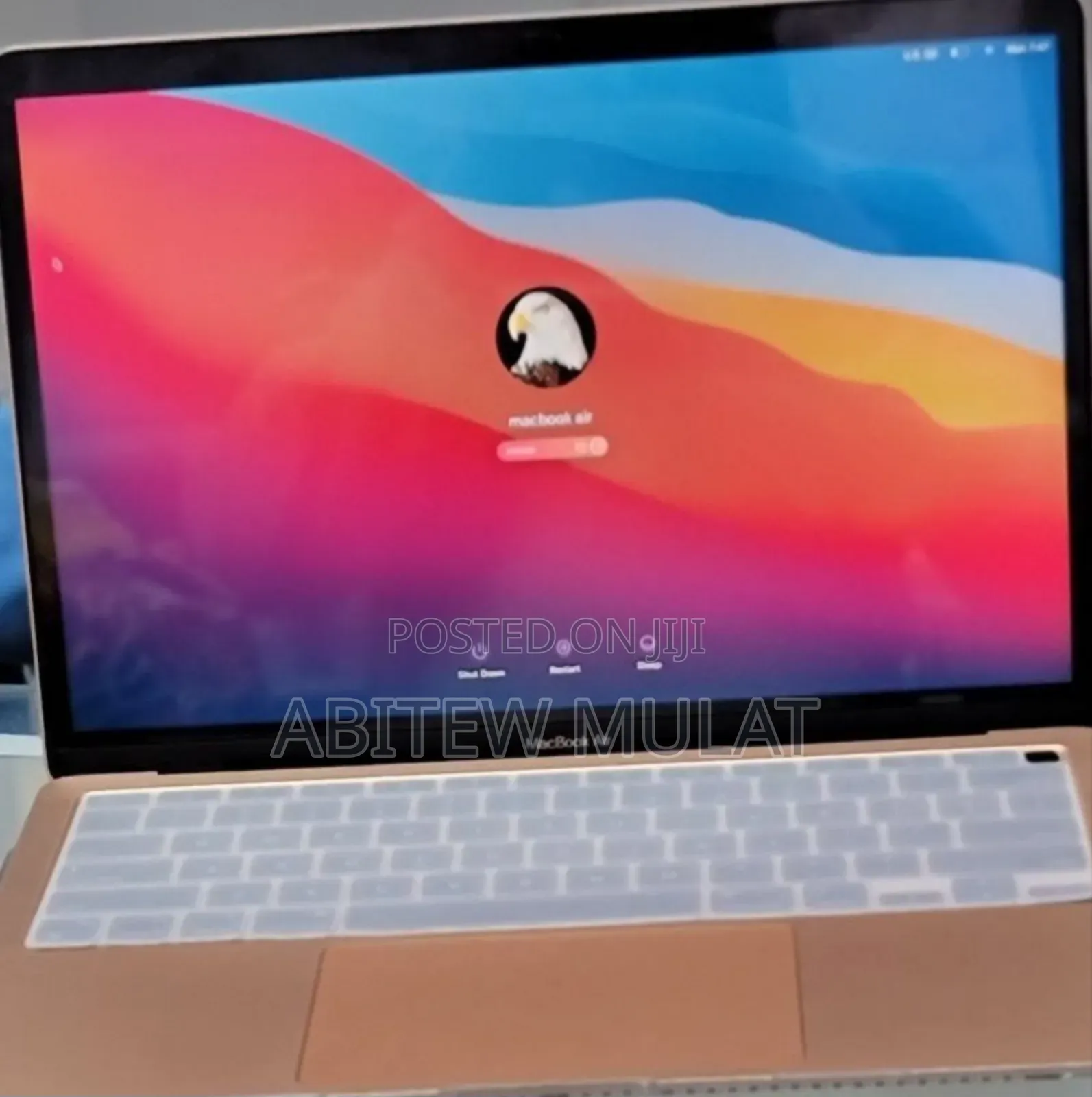 New Laptop Apple MacBook Air 2020 M1 8GB Apple M1 SSD 256GB