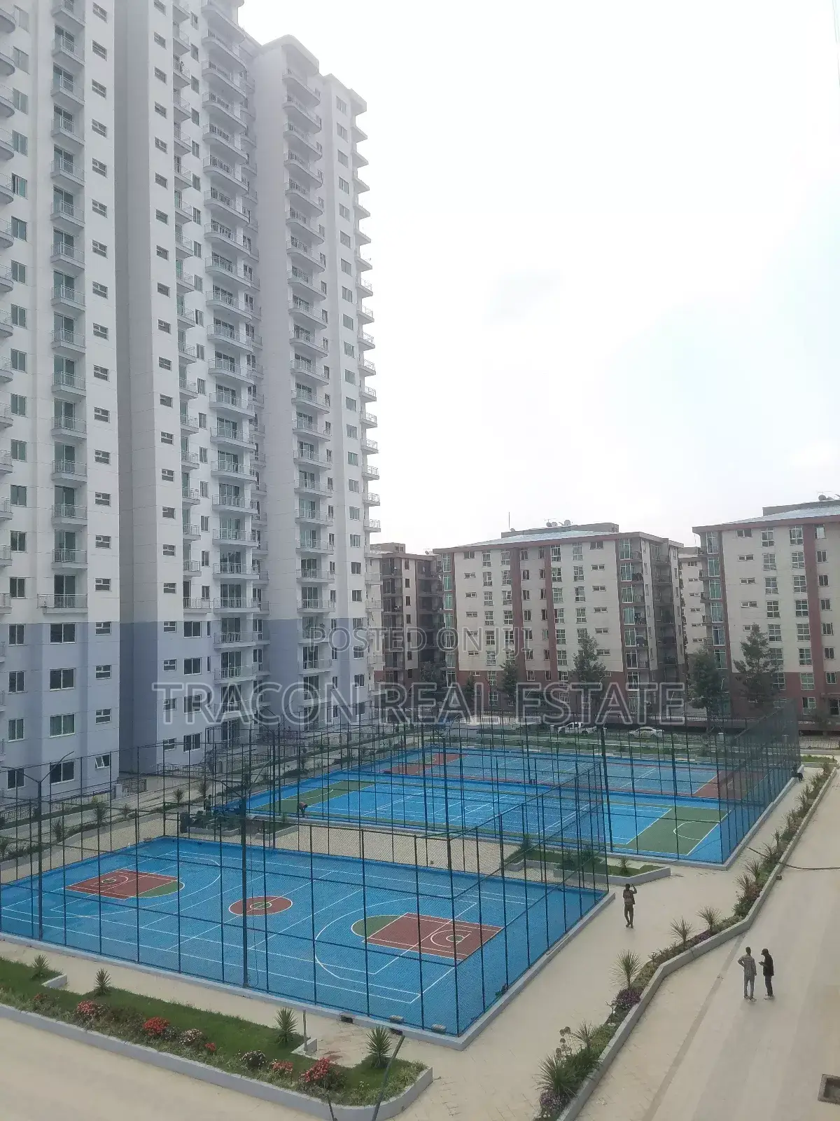 Furnished 3bdrm Apartment in ትራኮን ሪል ስቴት, Nifas Silk-Lafto for sale