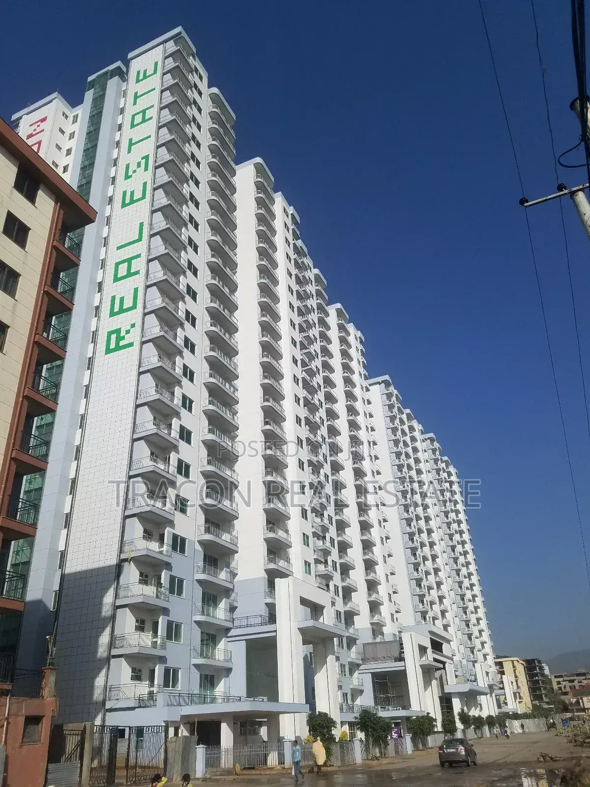 Furnished 3bdrm Apartment in ትራኮን ሪል ስቴት, Nifas Silk-Lafto for sale