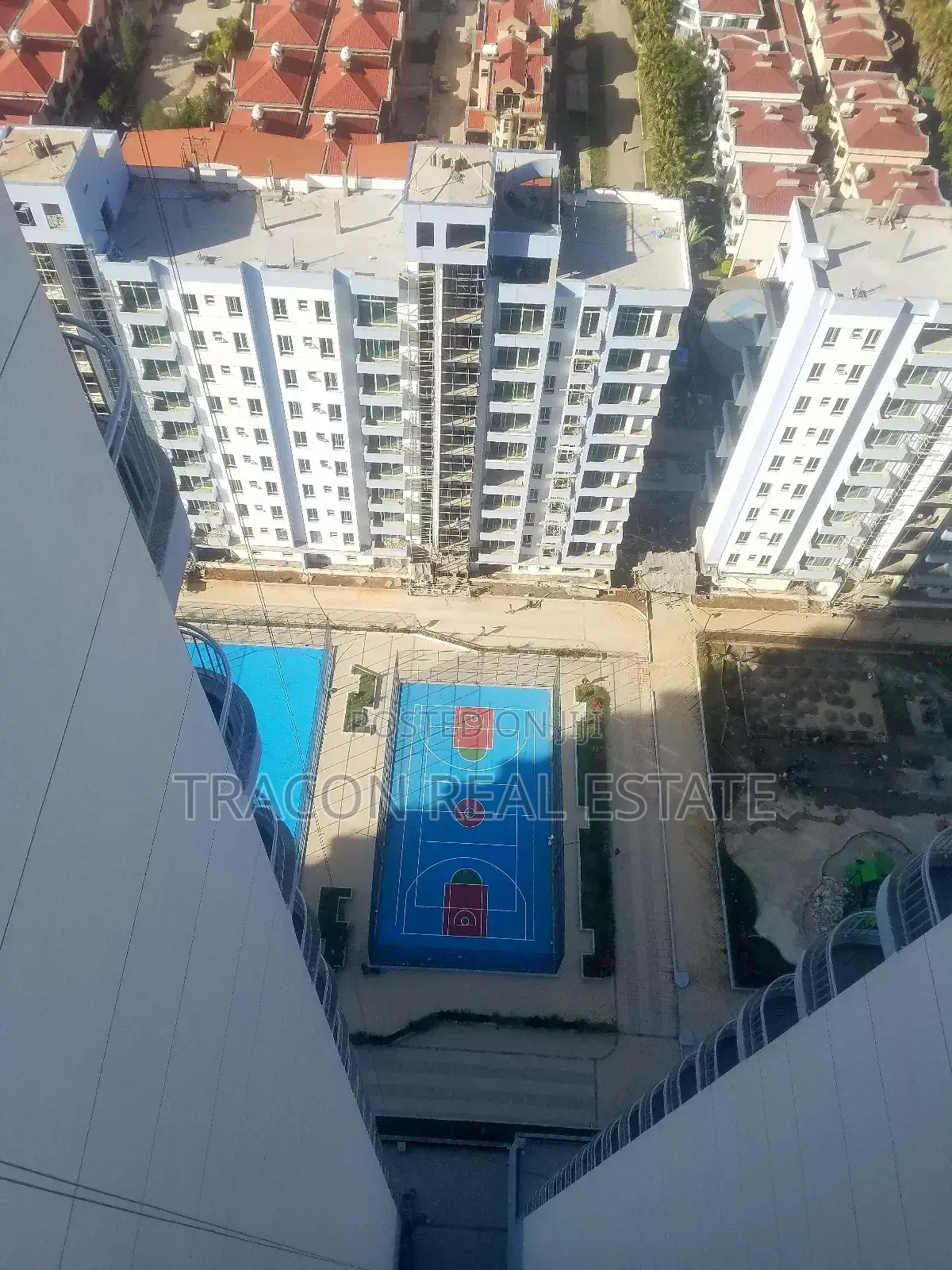 Furnished 3bdrm Apartment in ትራኮን ሪል ስቴት, Nifas Silk-Lafto for sale