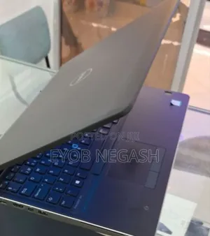 New Laptop Dell Latitude 5310 16GB Intel Core I7 SSD 512GB