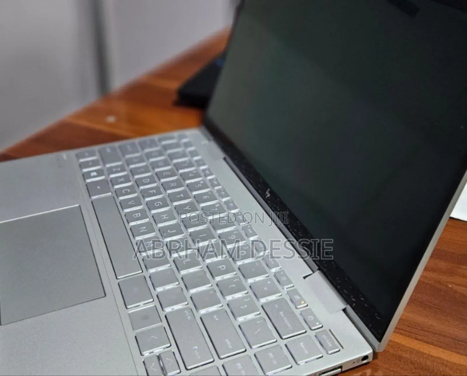 New Laptop HP Envy X360 8GB Intel Core I7 SSD 512GB