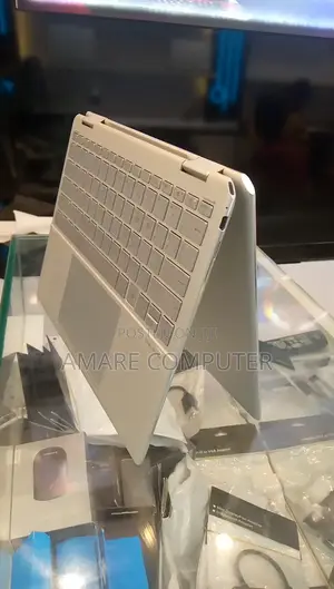Photo - New Laptop HP Spectre X360 16GB Intel Core I5 SSD 1T
