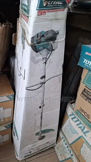 Total Gasoline Grass Trimmer Cutter 1.25kw 42.7cc ሳር ማጨጃ