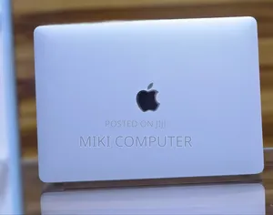 New Laptop Apple MacBook Air 2020 8GB Intel Core I5 SSD 256GB