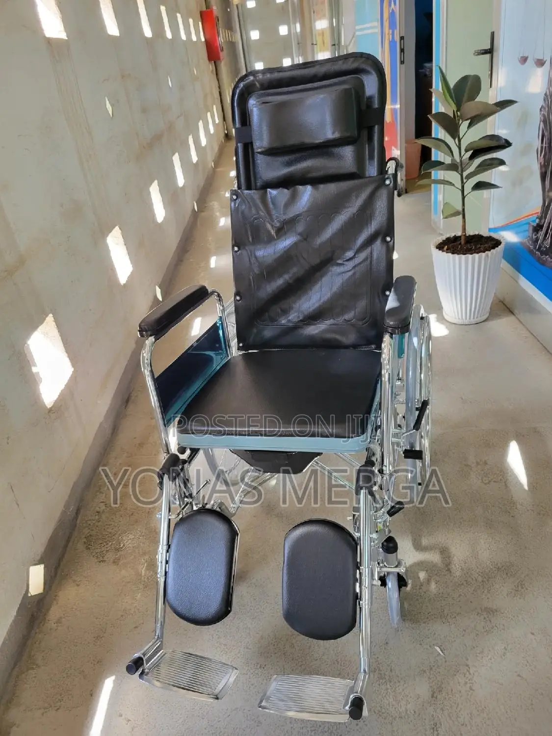 Wheelchair_high Back Commodeق٤popo Wheelchairةةwheelchair