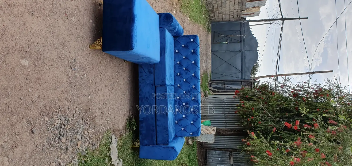Sofa on Hand