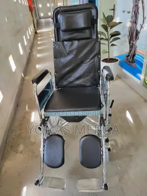 Toilet Wheelchair٣٢with Foldeebleتwheelchairةةwheelchair