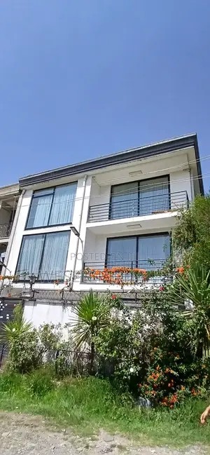 Photo - 5bdrm House in 72ሰፈር, Addis Ketema for rent