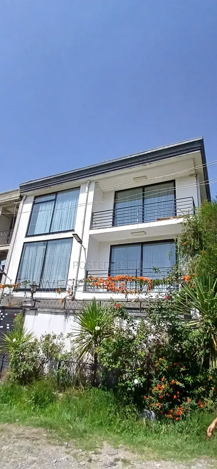 5bdrm House in 72ሰፈር, Addis Ketema for rent