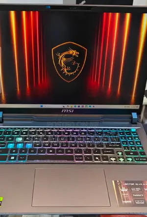 New Laptop MSI Vector 17 HX AI A2XWJG 16GB Intel Core Ultra 7 SSD 1T