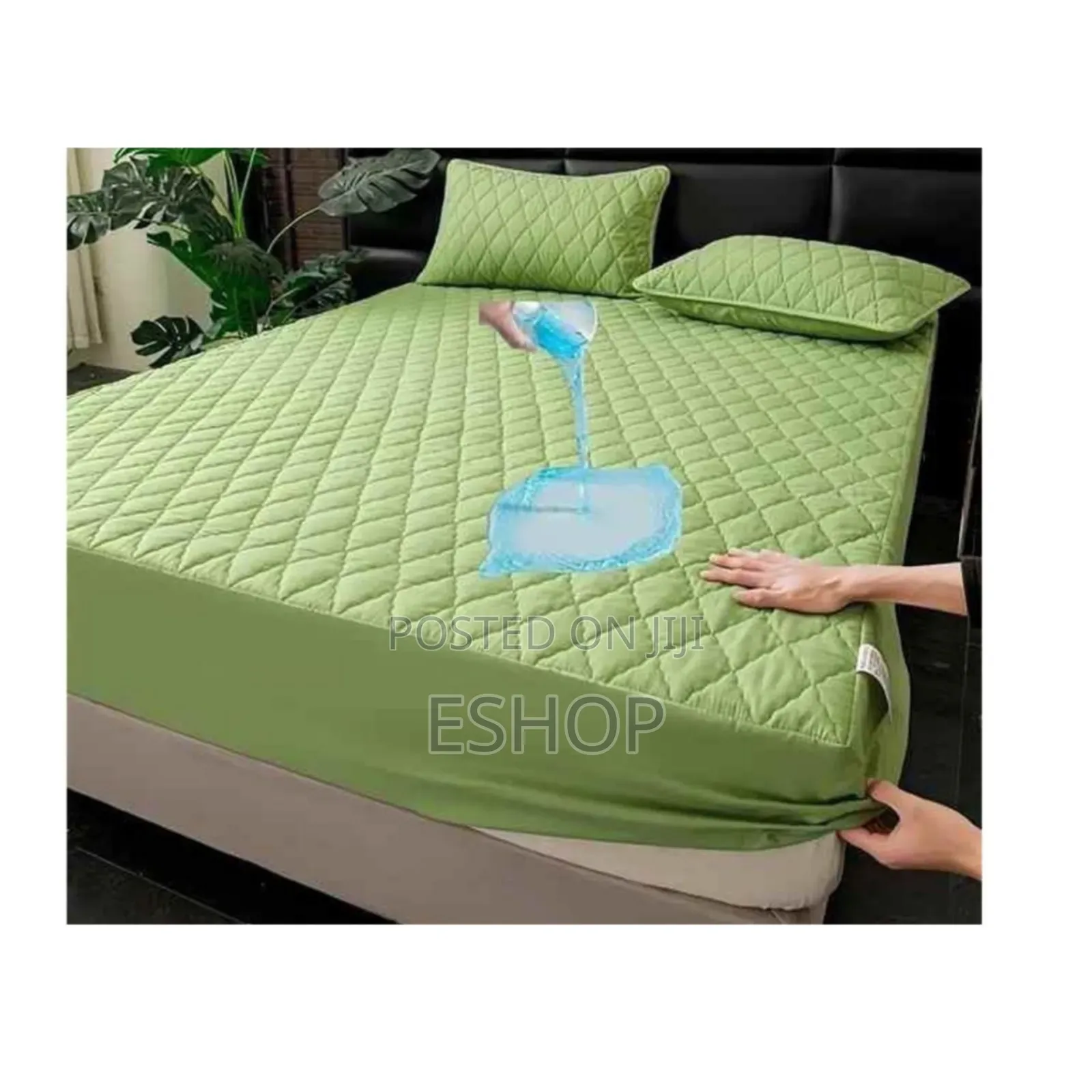 **Quick-Drying Waterproof Mattress Cover – Easy Care!**