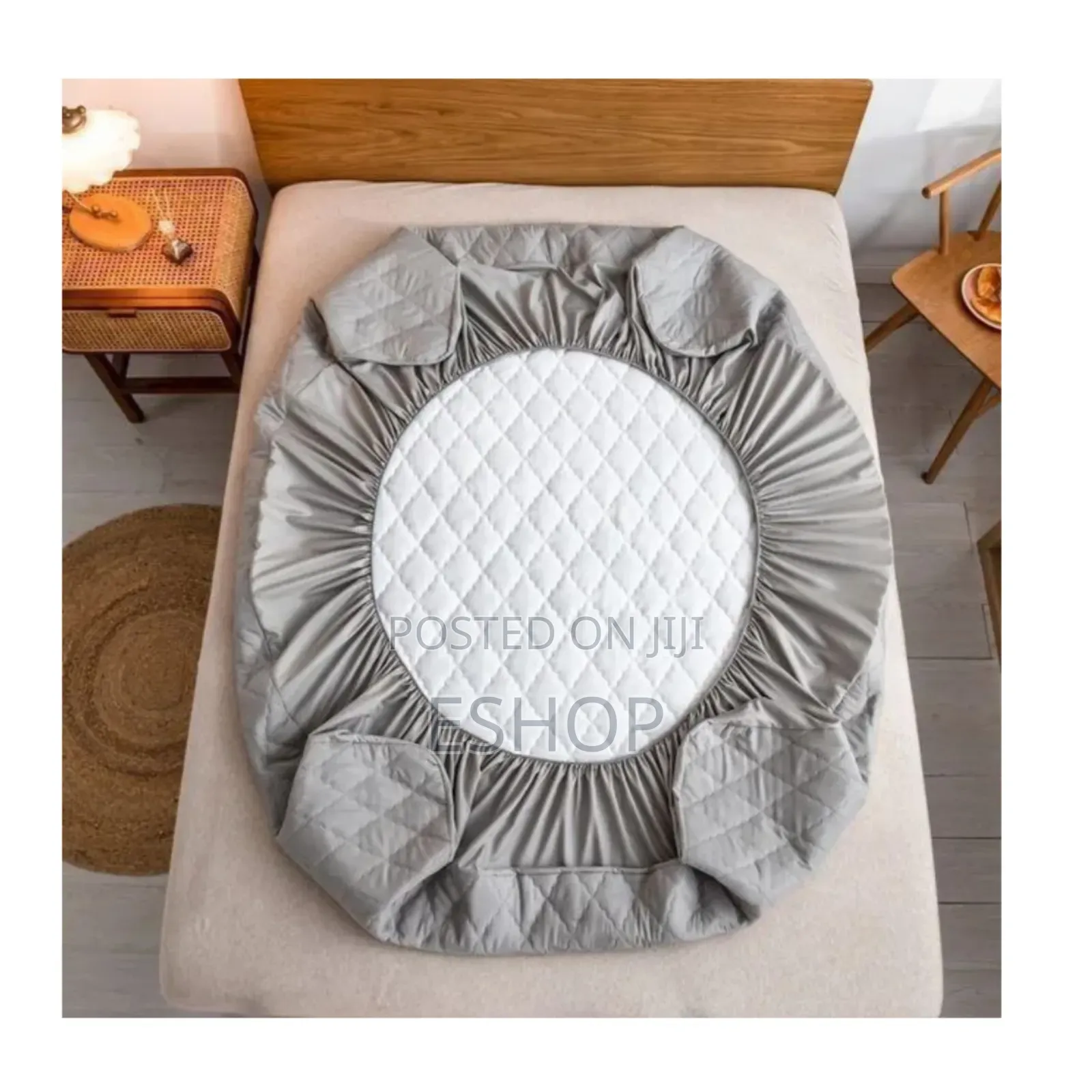 **Quick-Drying Waterproof Mattress Cover – Easy Care!**