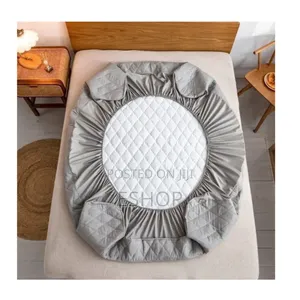 **Quick-Drying Waterproof Mattress Cover – Easy Care!**