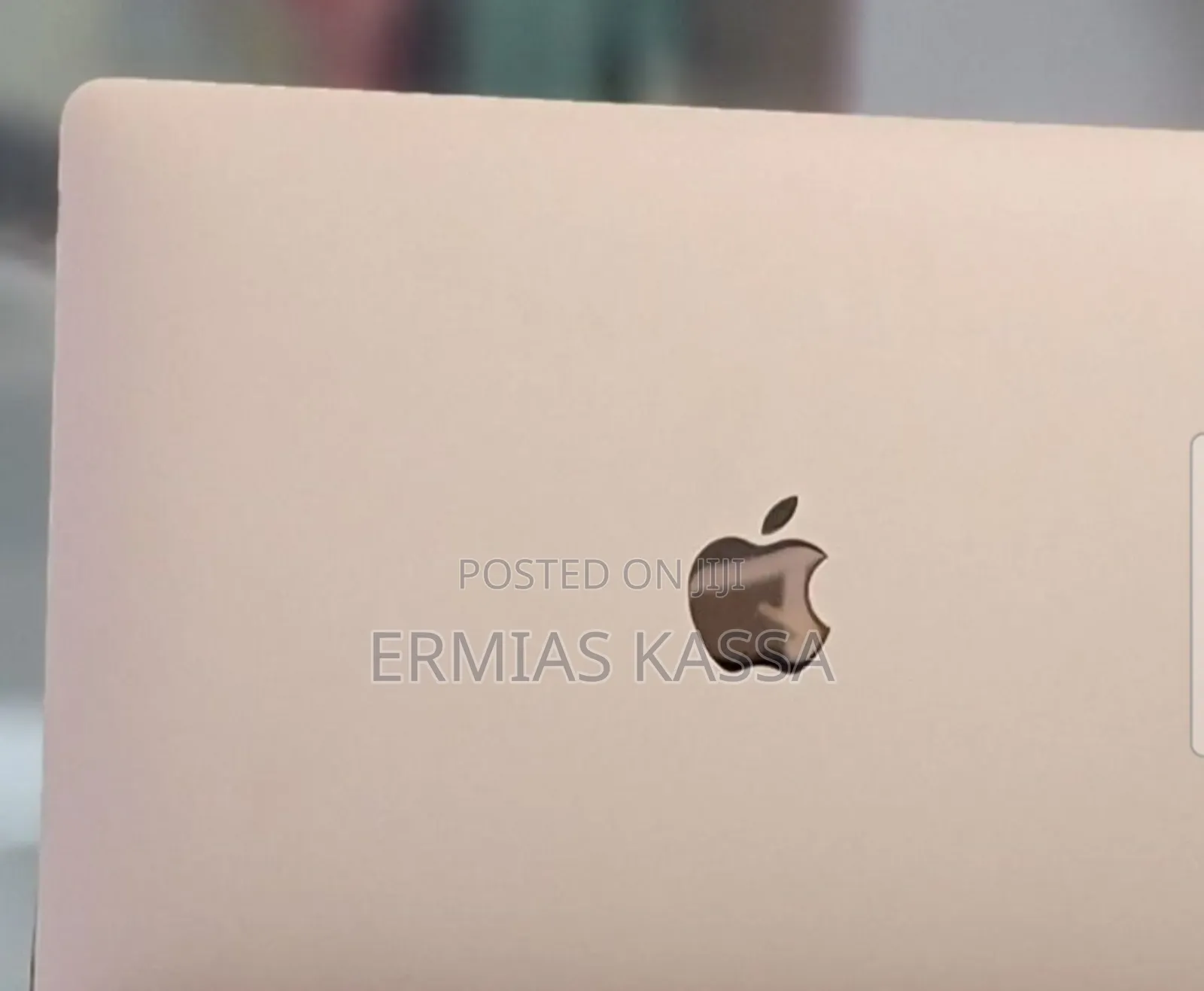 New Laptop Apple MacBook Air 2020 M1 8GB Apple M1 SSD 256GB