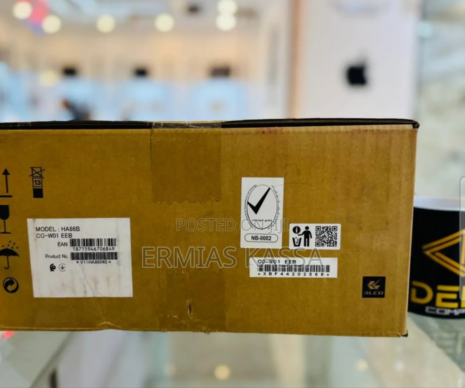 Brand New Epson Projector Co-W01 With Remote and Manual