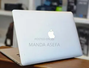 New Laptop Apple MacBook Pro 2015 16GB Intel Core I7 SSD 256GB