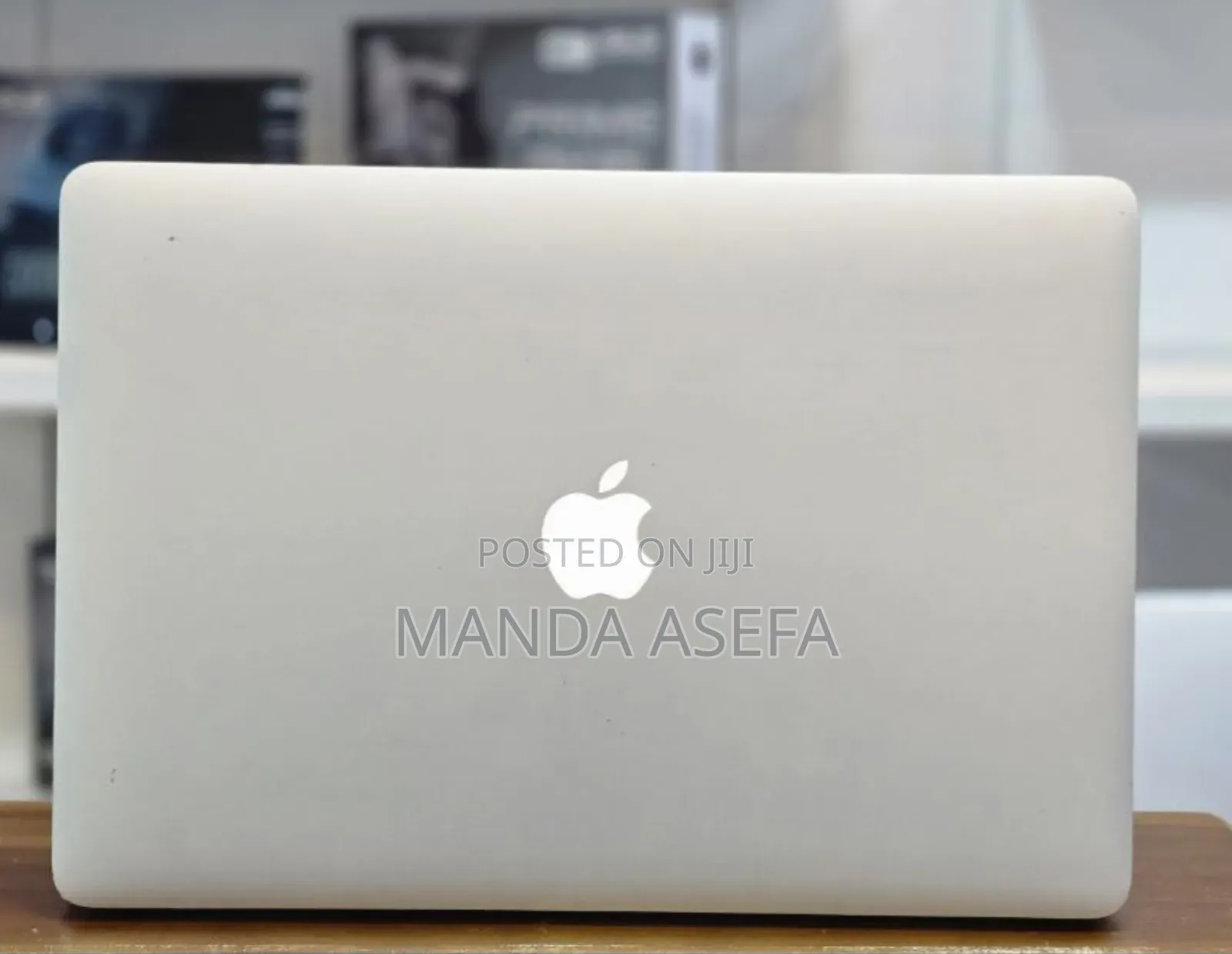 New Laptop Apple MacBook Pro 2015 16GB Intel Core I7 SSD 256GB