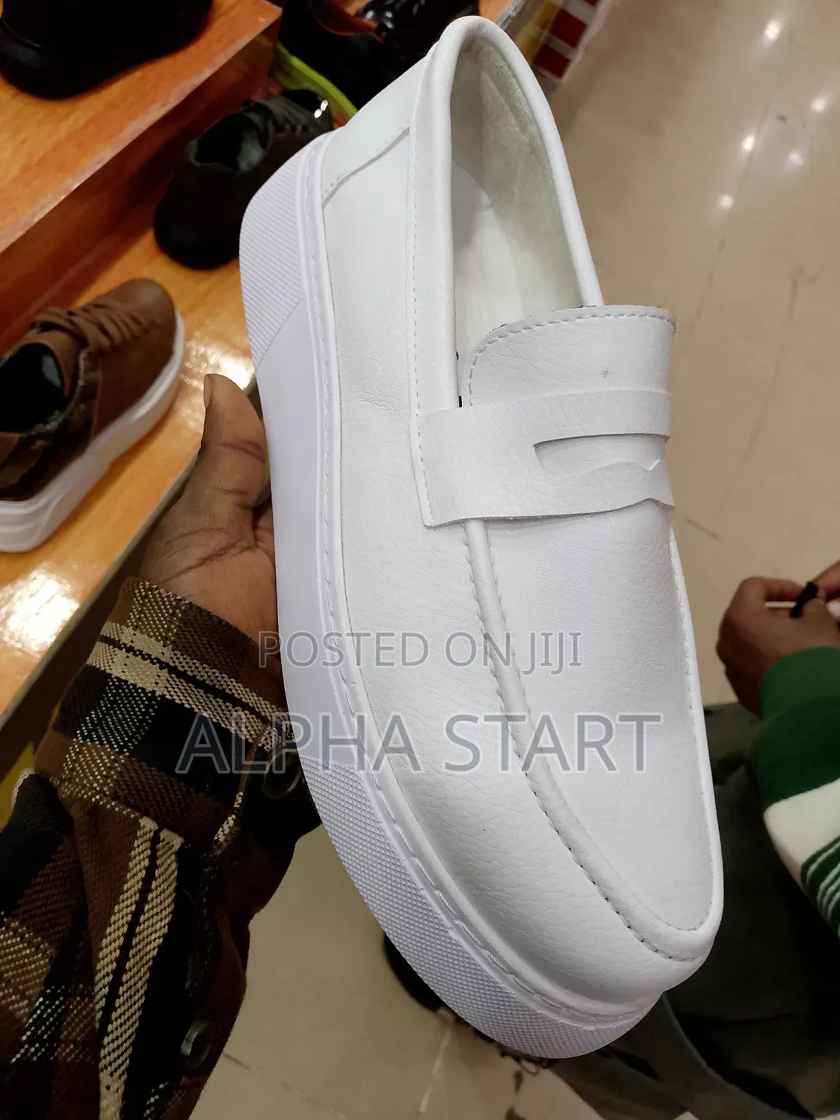 Chekich High Master Quality Whiteg Fllat Lather Shoes For