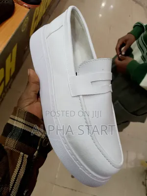 Chekich High Master Quality Whiteg Fllat Lather Shoes For