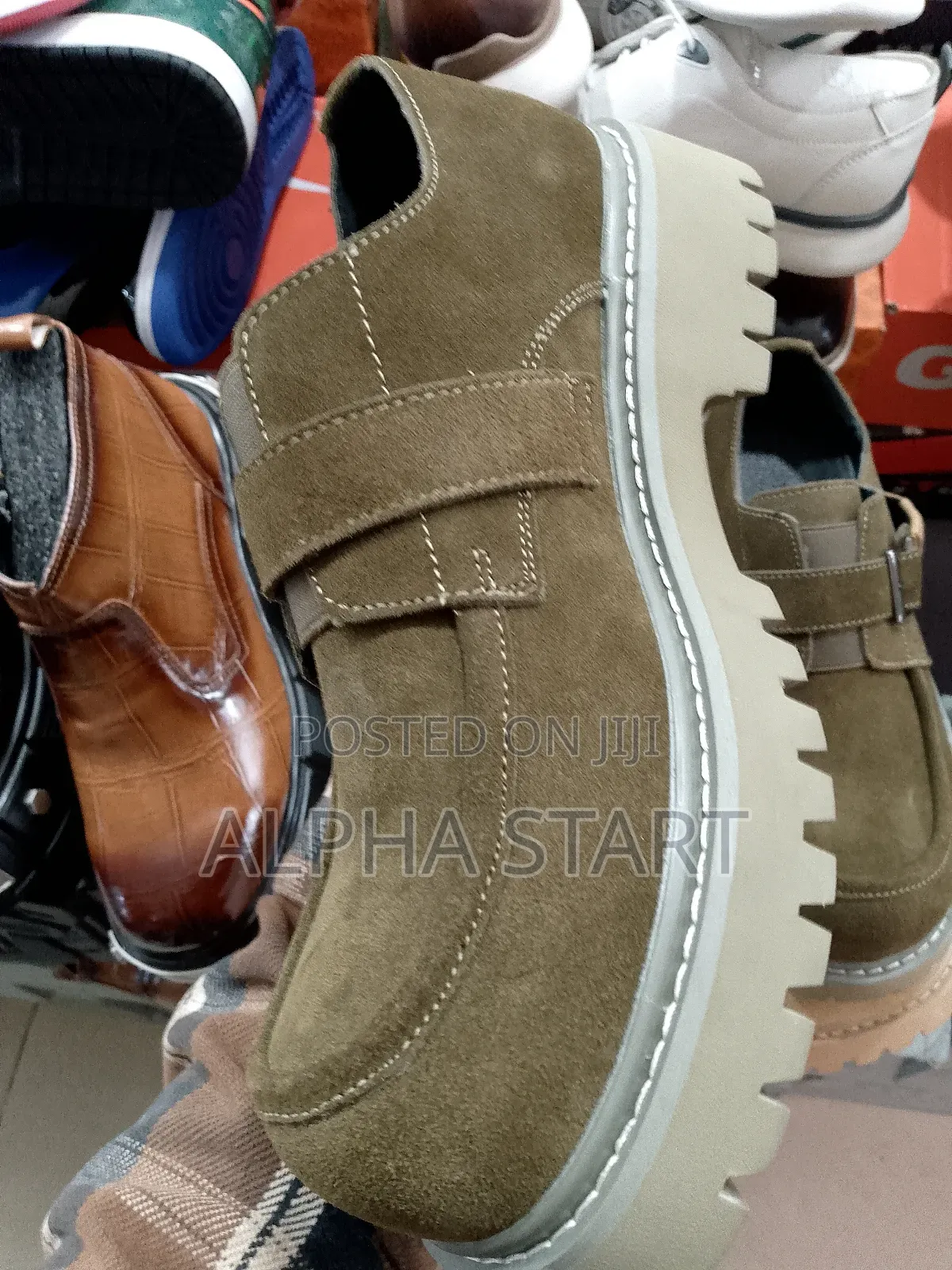 Chelise Boots Flat Green High Master Quality Shoes for You