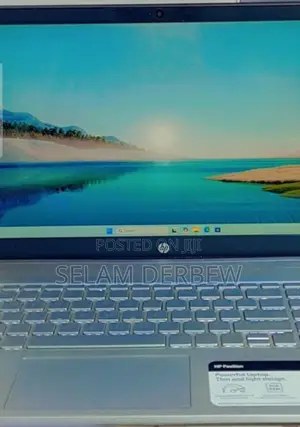 New Laptop HP Pavilion 15 8GB Intel Core I7 SSD 256GB