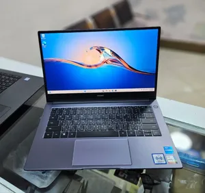 New Laptop Huawei MateBook HZ-W19 16GB Intel Core I5 SSD 512GB