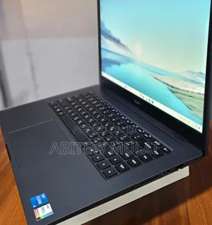 New Laptop Hannspree 8GB Intel Core I5 SSD 512GB