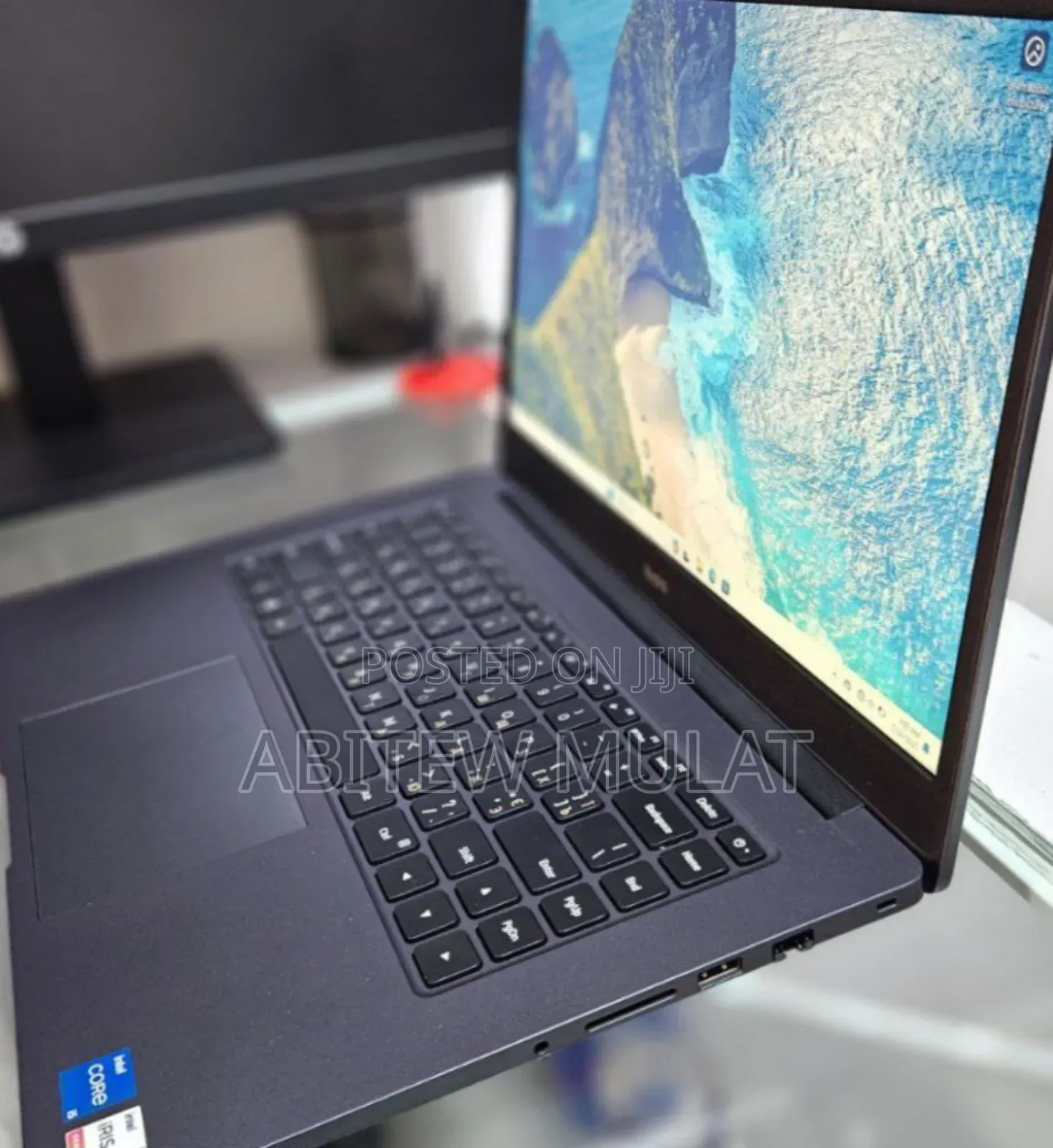 New Laptop Hannspree 8GB Intel Core I5 SSD 512GB