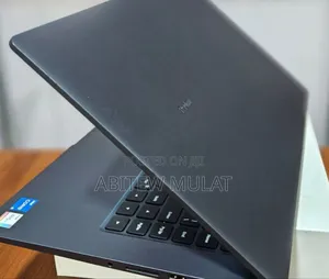 New Laptop Hannspree 8GB Intel Core I5 SSD 512GB