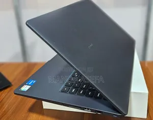 New Laptop Huawei MateBook 13 WRT-W29E 8GB Intel Core I5 SSD 512GB