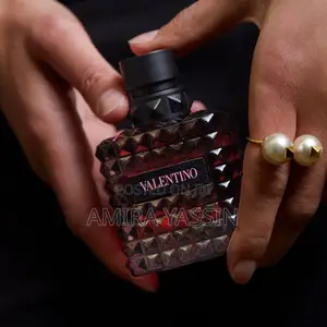 Photo - Valentino Donna Born in Roma Intense