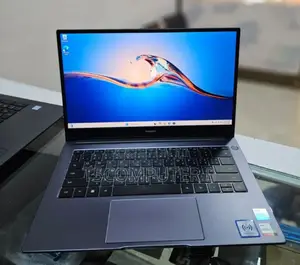 New Laptop Huawei MateBook 13 WRT-W19E 8GB Intel Core I5 SSD 512GB