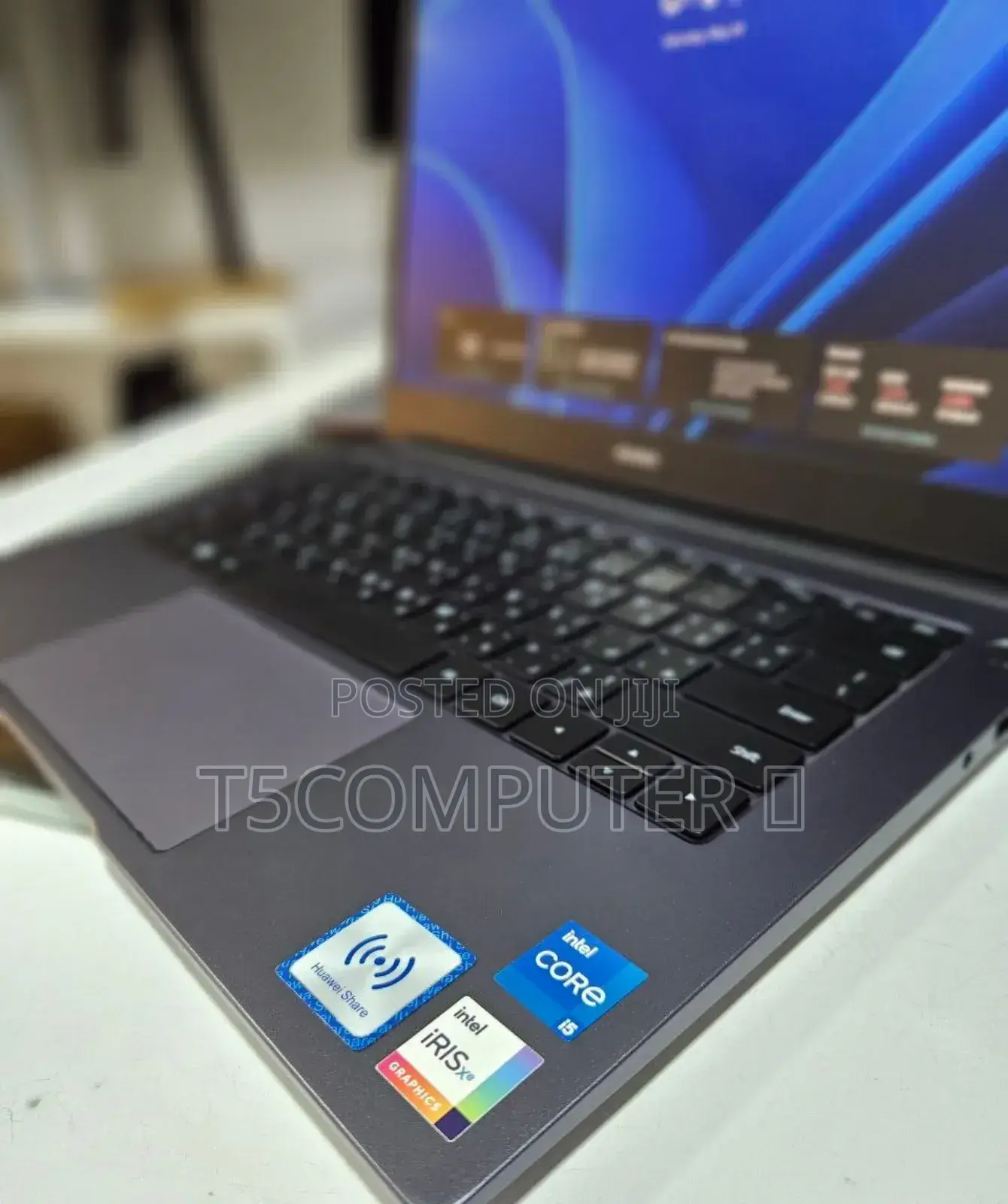 New Laptop Huawei MateBook 13 WRT-W19E 8GB Intel Core I5 SSD 512GB