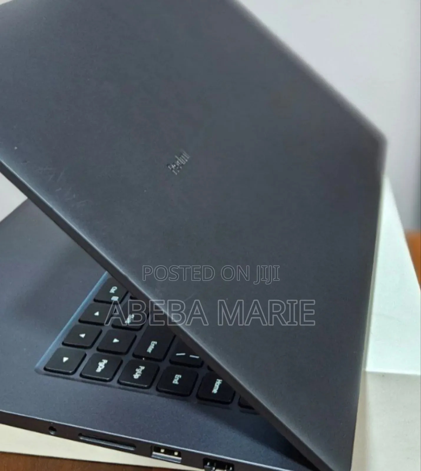 New Laptop 8GB Intel Core I7 SSD 512GB